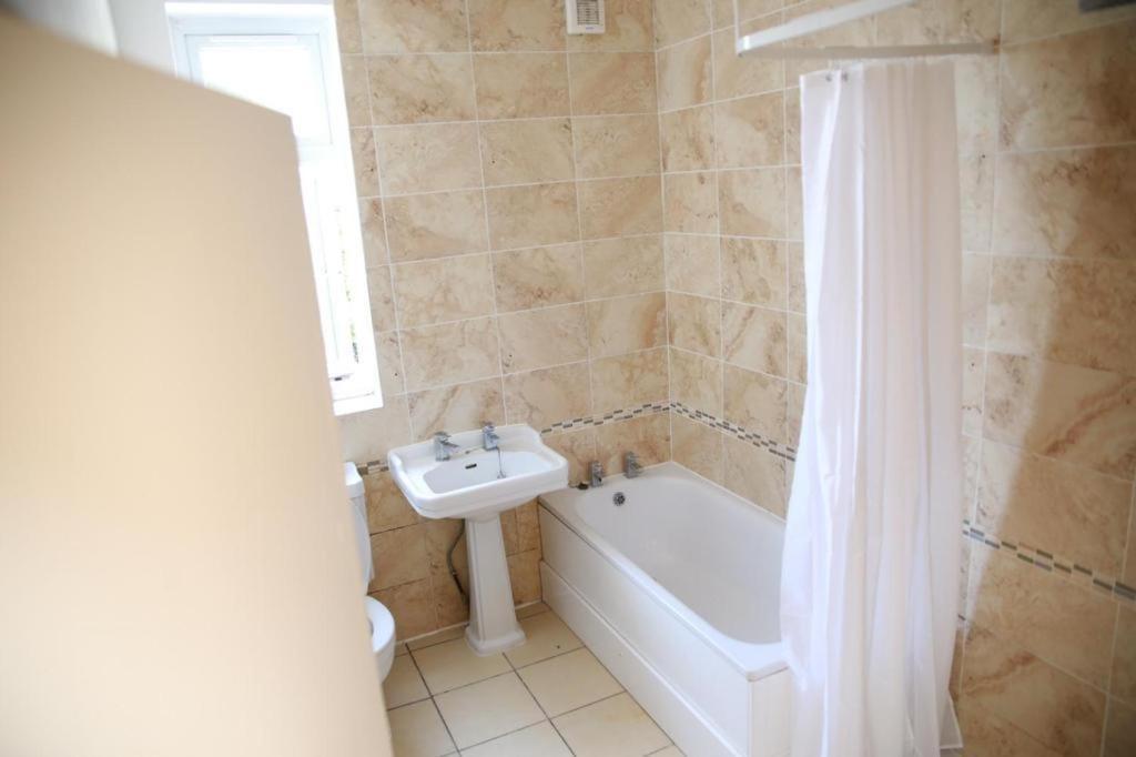Congress Road Abbeywood Apartment Abbey Wood Ngoại thất bức ảnh