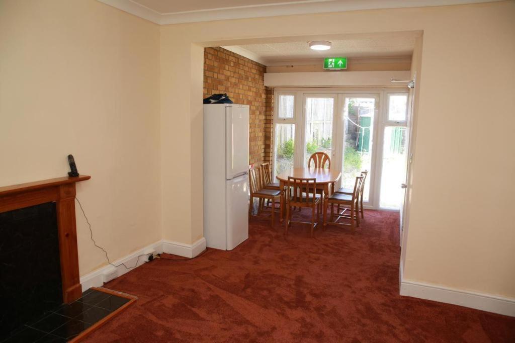 Congress Road Abbeywood Apartment Abbey Wood Ngoại thất bức ảnh